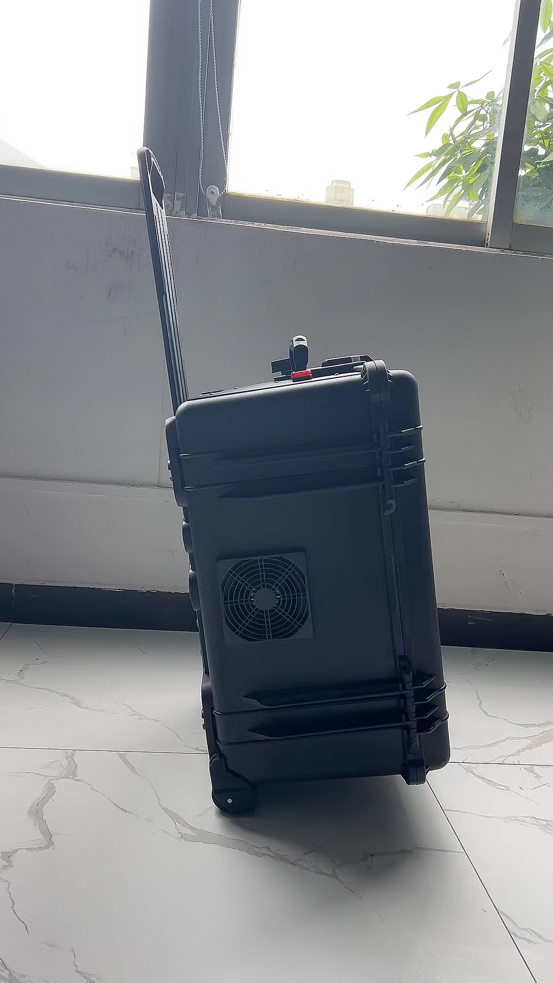 港北手拉箱型移动通信干扰器